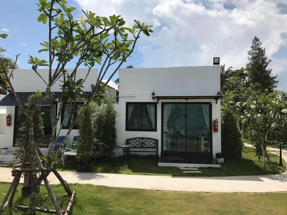 Loft Caravan Resort Haad Chao Samran Dış mekan fotoğraf