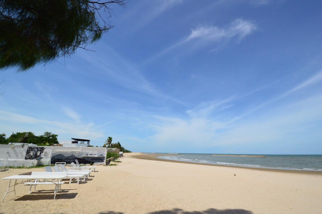 Loft Caravan Resort Haad Chao Samran Dış mekan fotoğraf