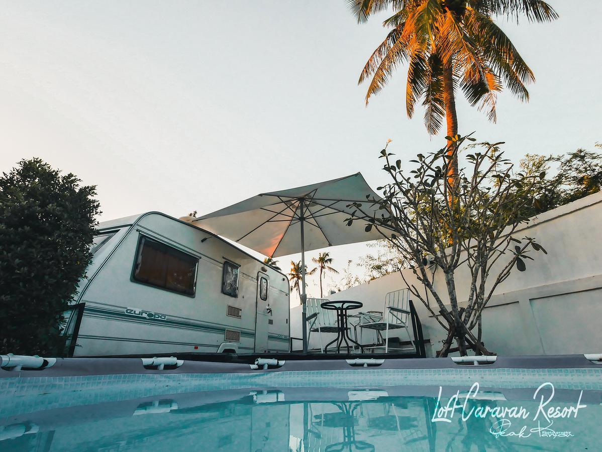 Loft Caravan Resort Haad Chao Samran Dış mekan fotoğraf